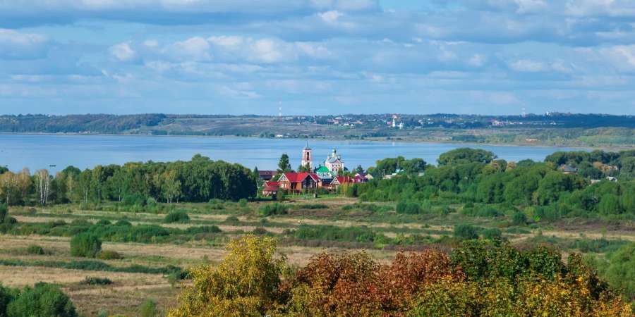 Вид на Горицкий монастырь и озеро Плещеево
