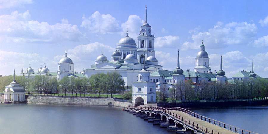 Фотография монастыря с полуострова Светлица. Сергей Прокудин-Горский, 1910