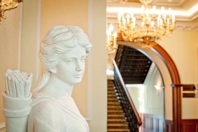 Символы эпох: топ-7 исторических отелей России